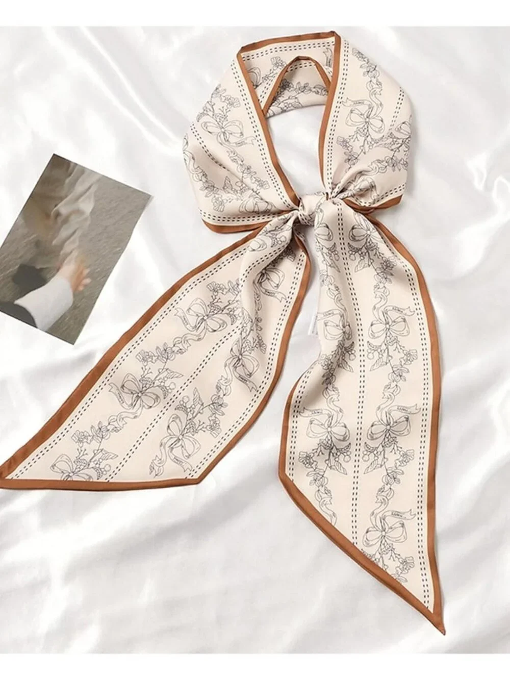 Women's Beige Printed Square Headscarf Bandanas Hair Scarf Neck Scarves
